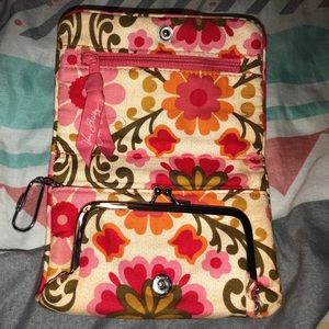Vera Bradley Floral pattern Wallet! 💖